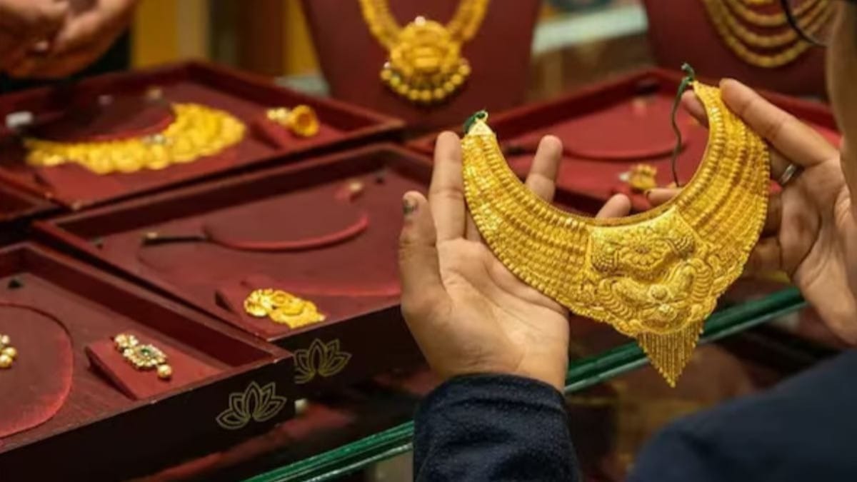 Gold price drop india