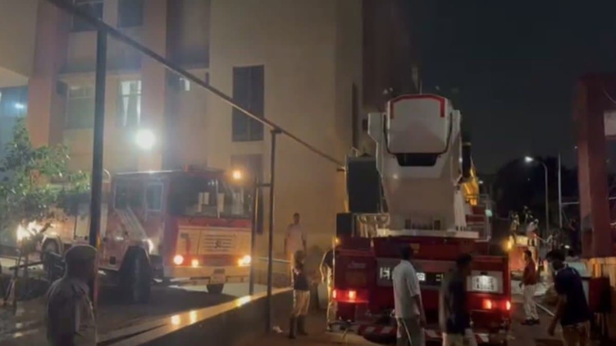 Sms hospital fire jaipur