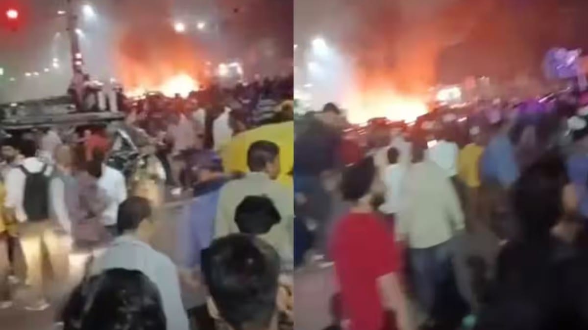Delhi Red Fort Blast Incident with Car Explosion