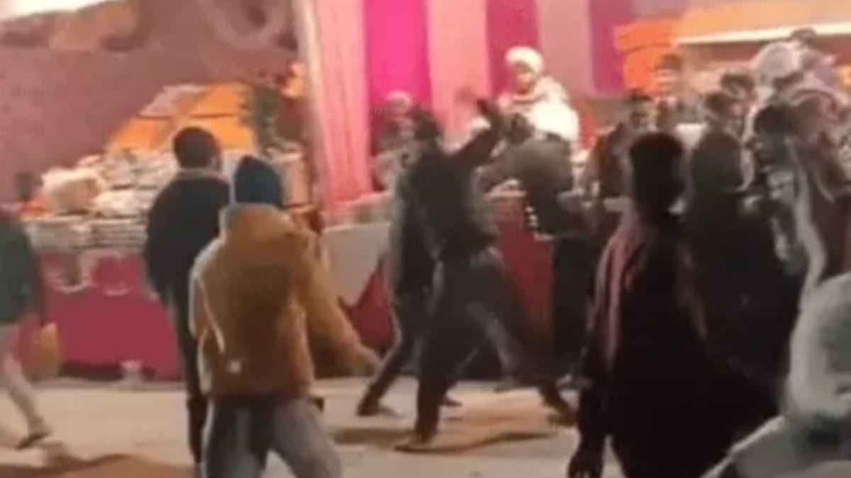 Khatushyamji Dispute Between Shopkeepers Viral Video
