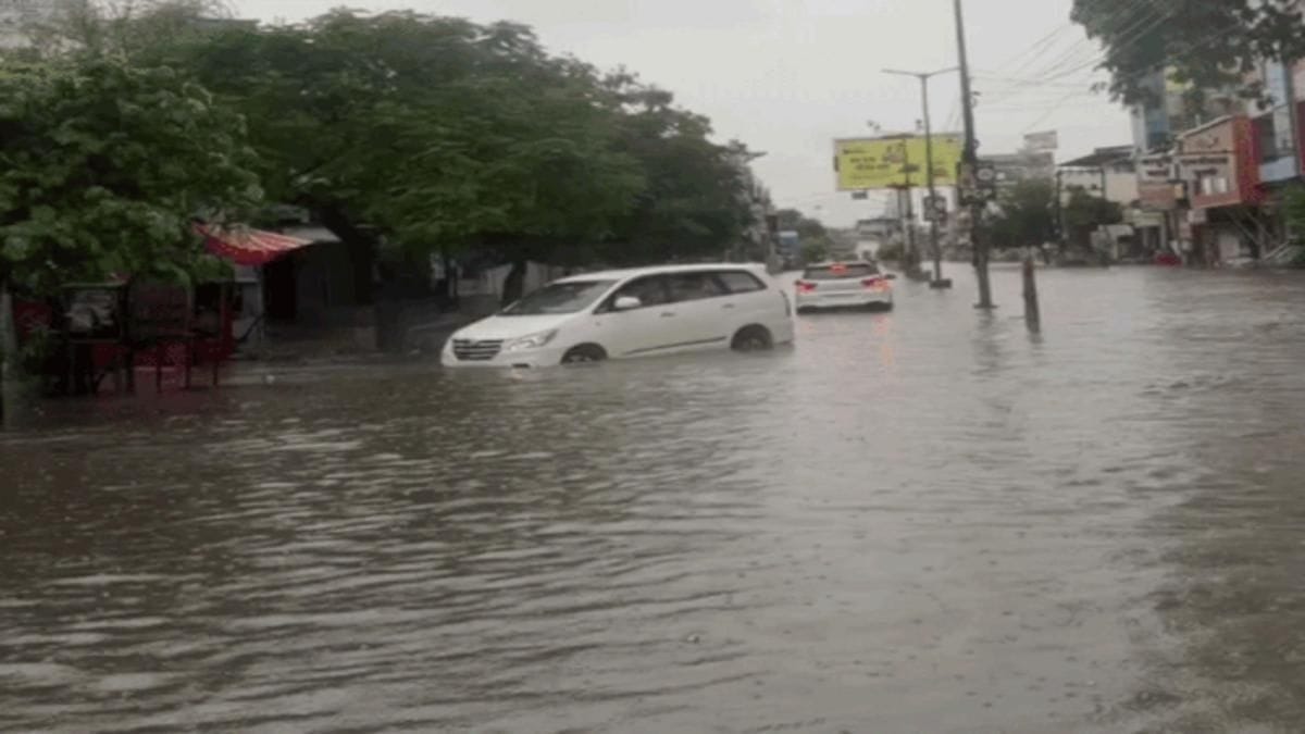 Sikar heavy rain waterlogging