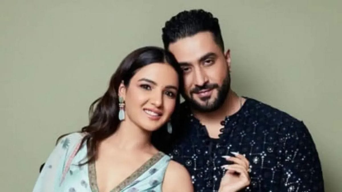 Jasmin Bhasin Aly Goni Breakup Rumors